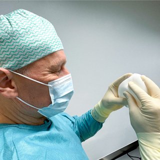 Brust­vergrößerung in Berlin